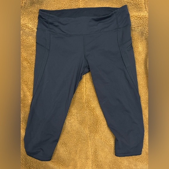 Lululemon capri leggings - Picture 1 of 3